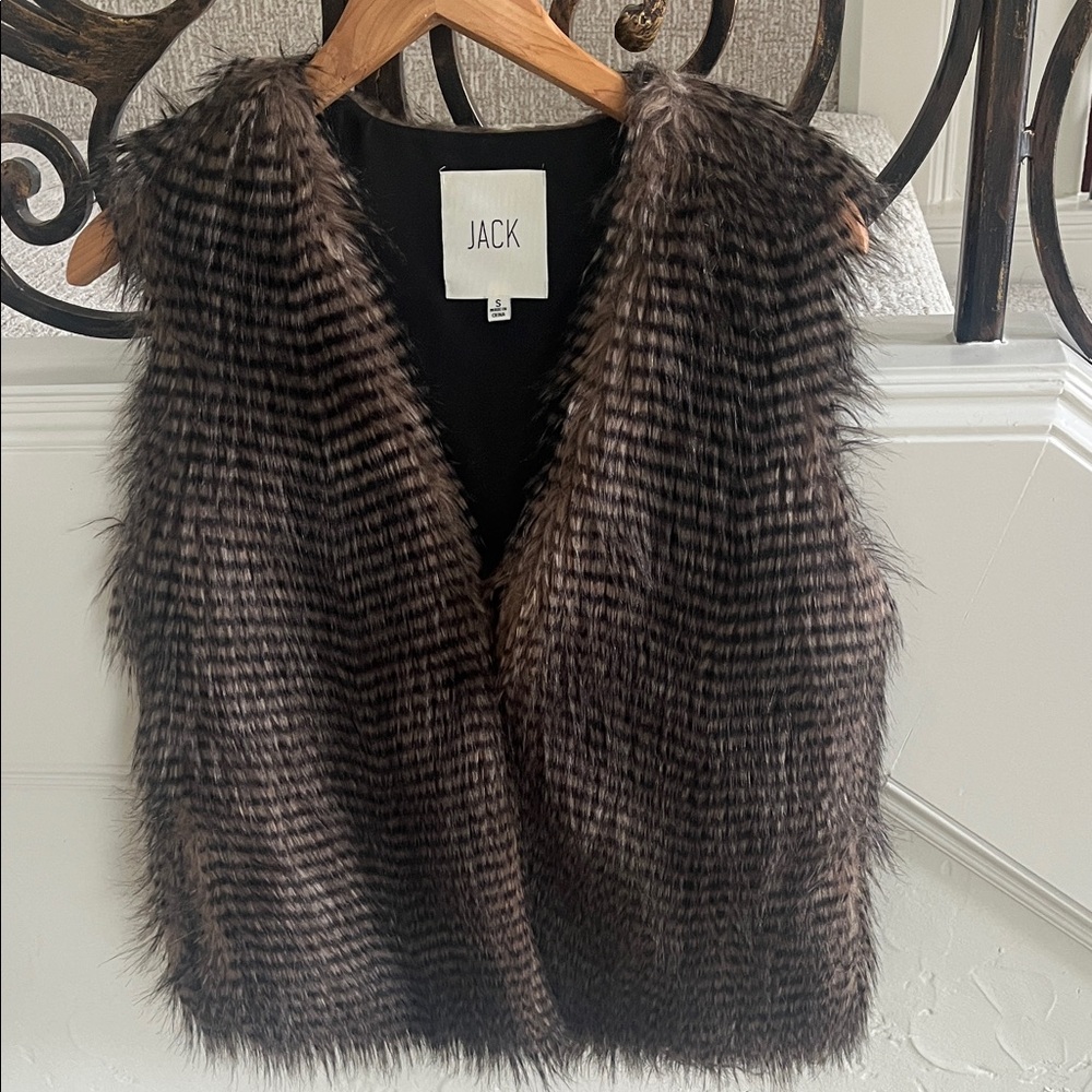Jack Faux Fur Vest in Brown and Black size SMALL